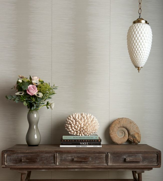 Plume Wallpaper - White on Grey - 107/3013