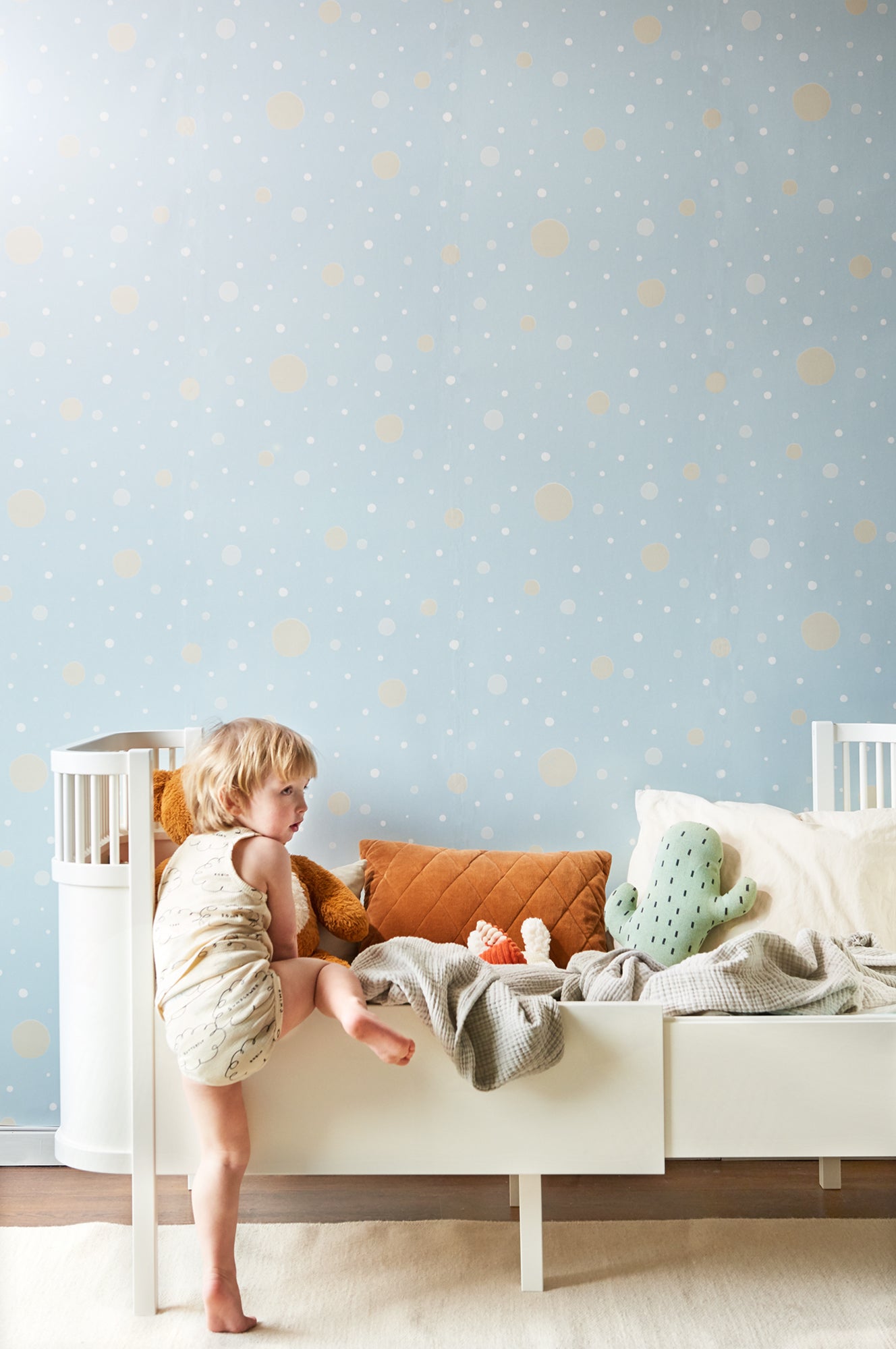 Confetti Soft Blue Wallpaper - Majvillan