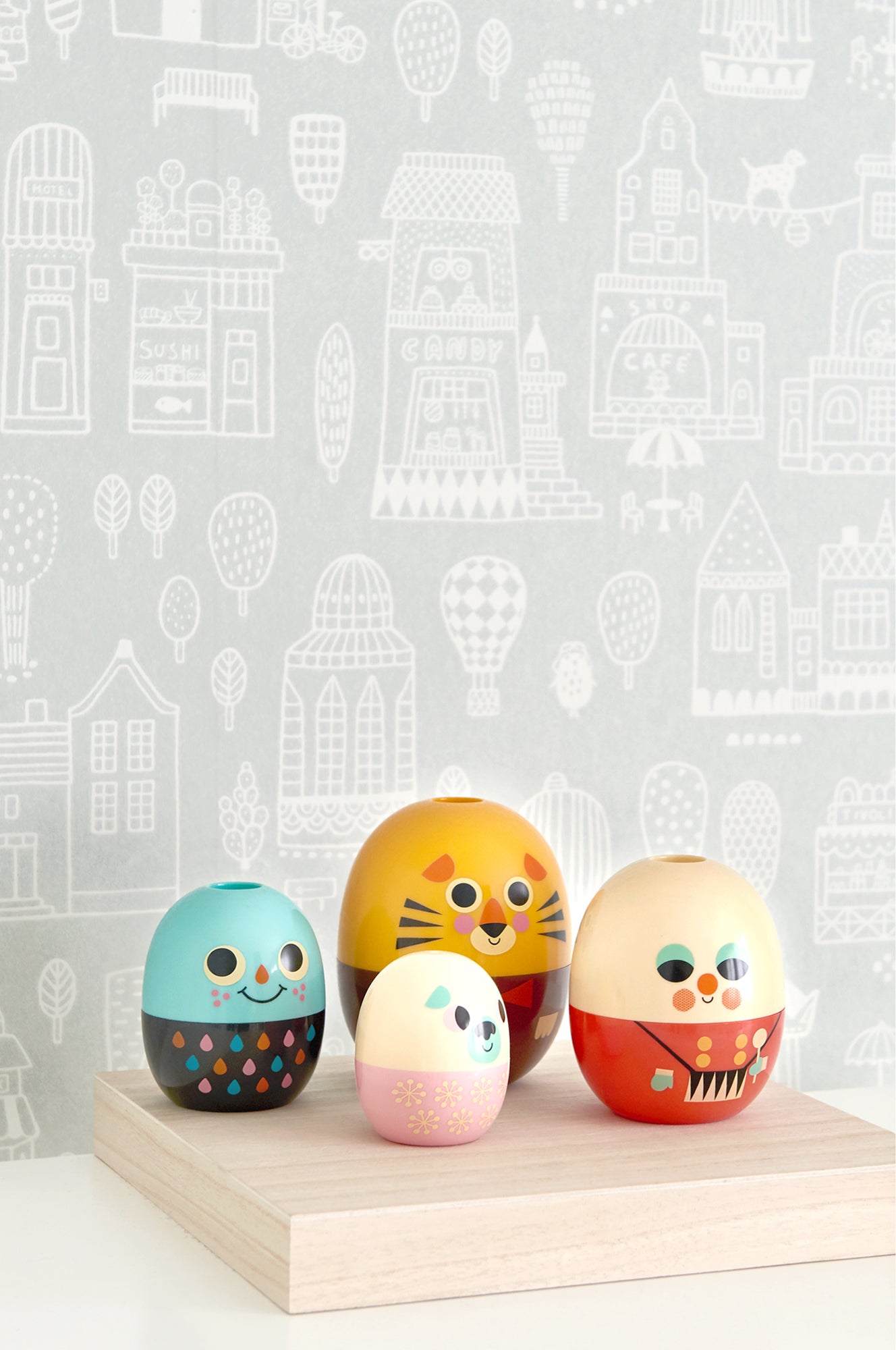 Small Town Gray Wallpaper - Majvillan