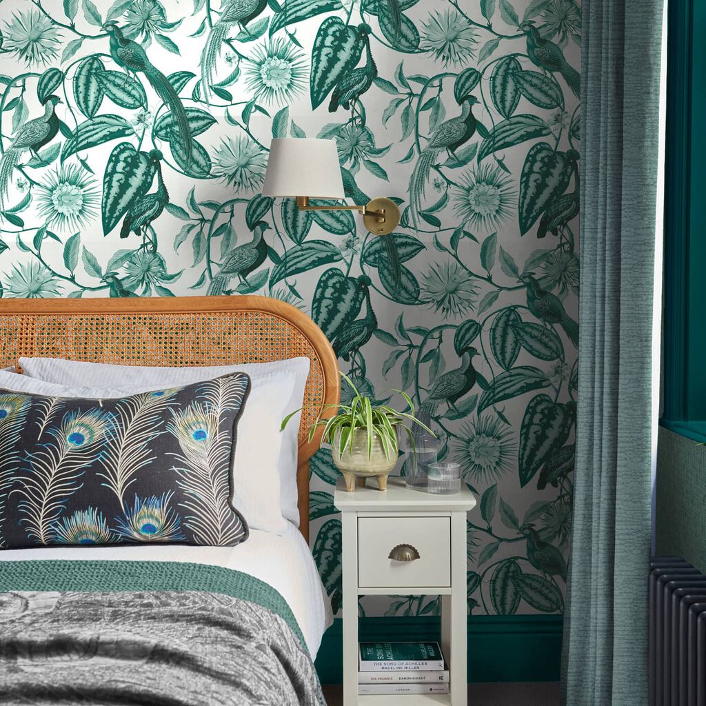 120650 - Amhersts Garden Wallpaper - Teal - Graham & Brown