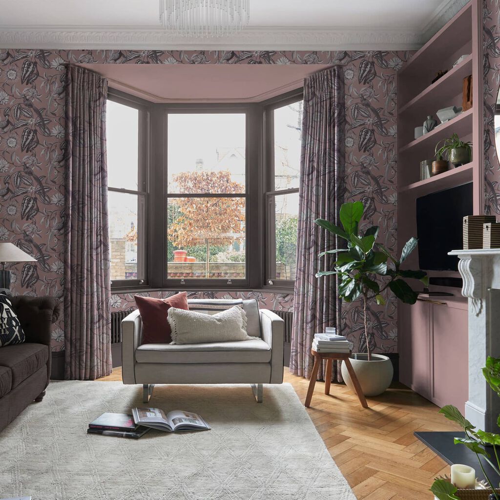 120653 - Amhersts Garden Wallpaper - Mulberry - Graham & Brown