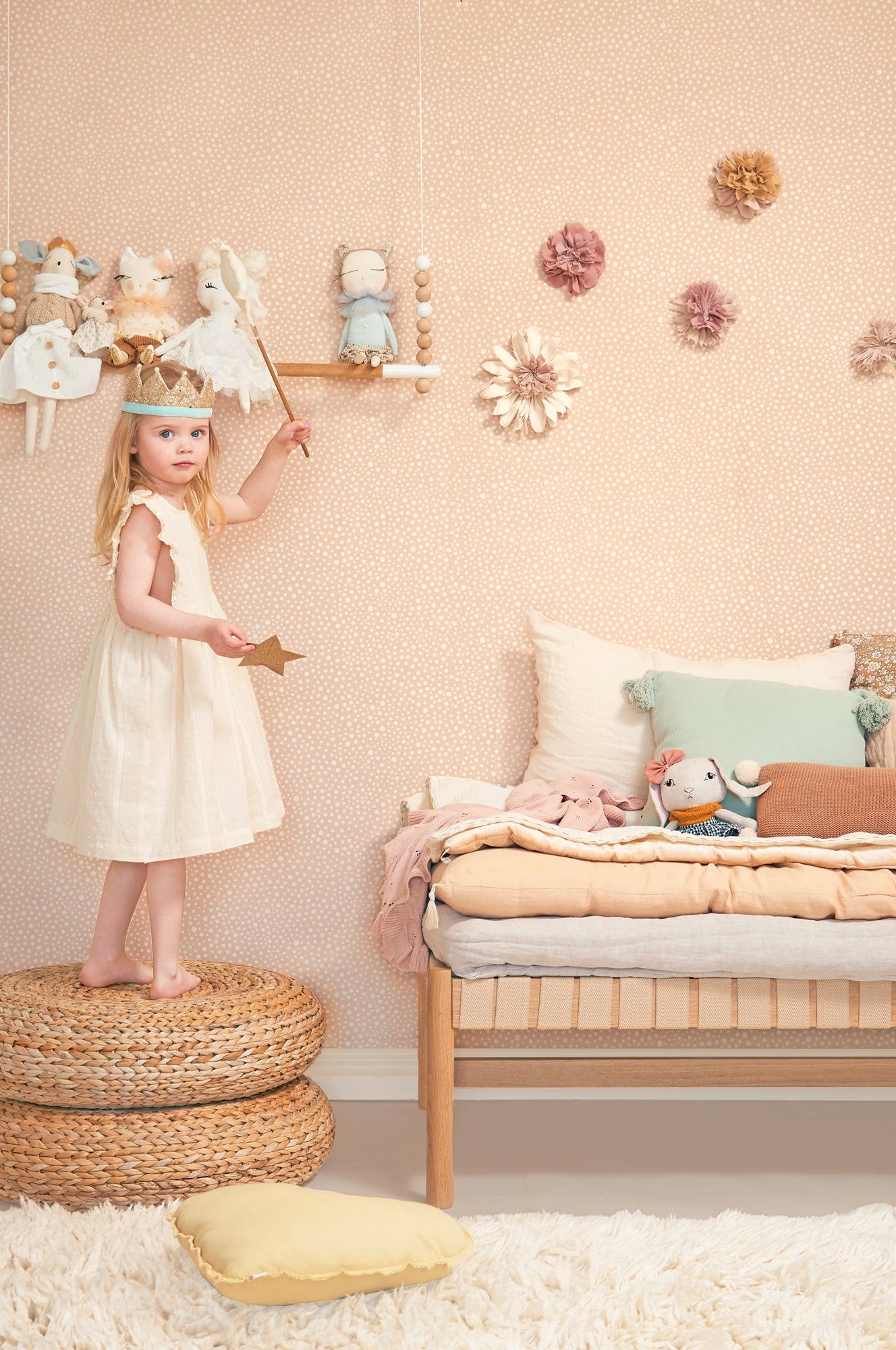 Dots Soft Pink Wallpaper - Majvillan