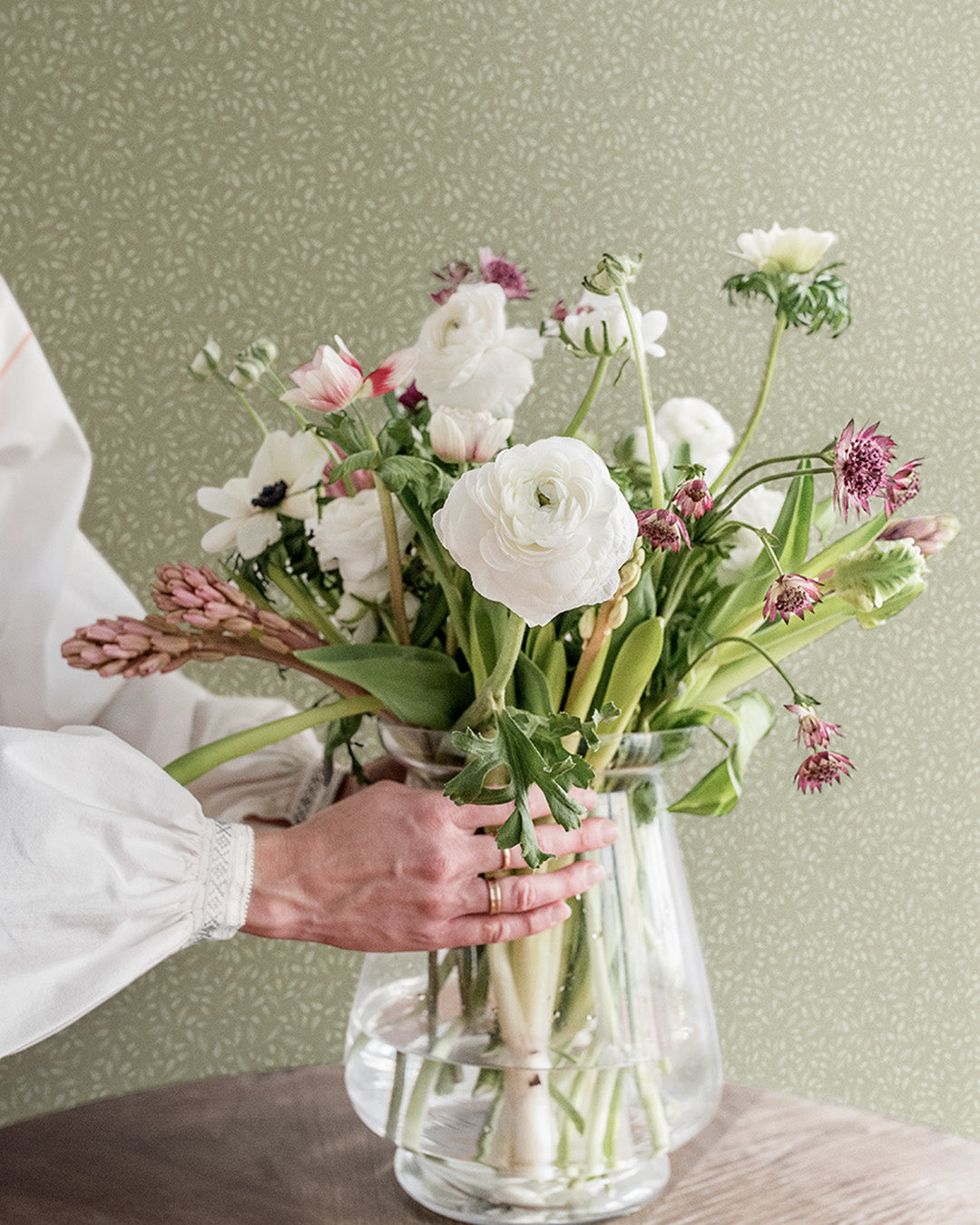 12325 - Adam Wallpaper - Gray - Midbec