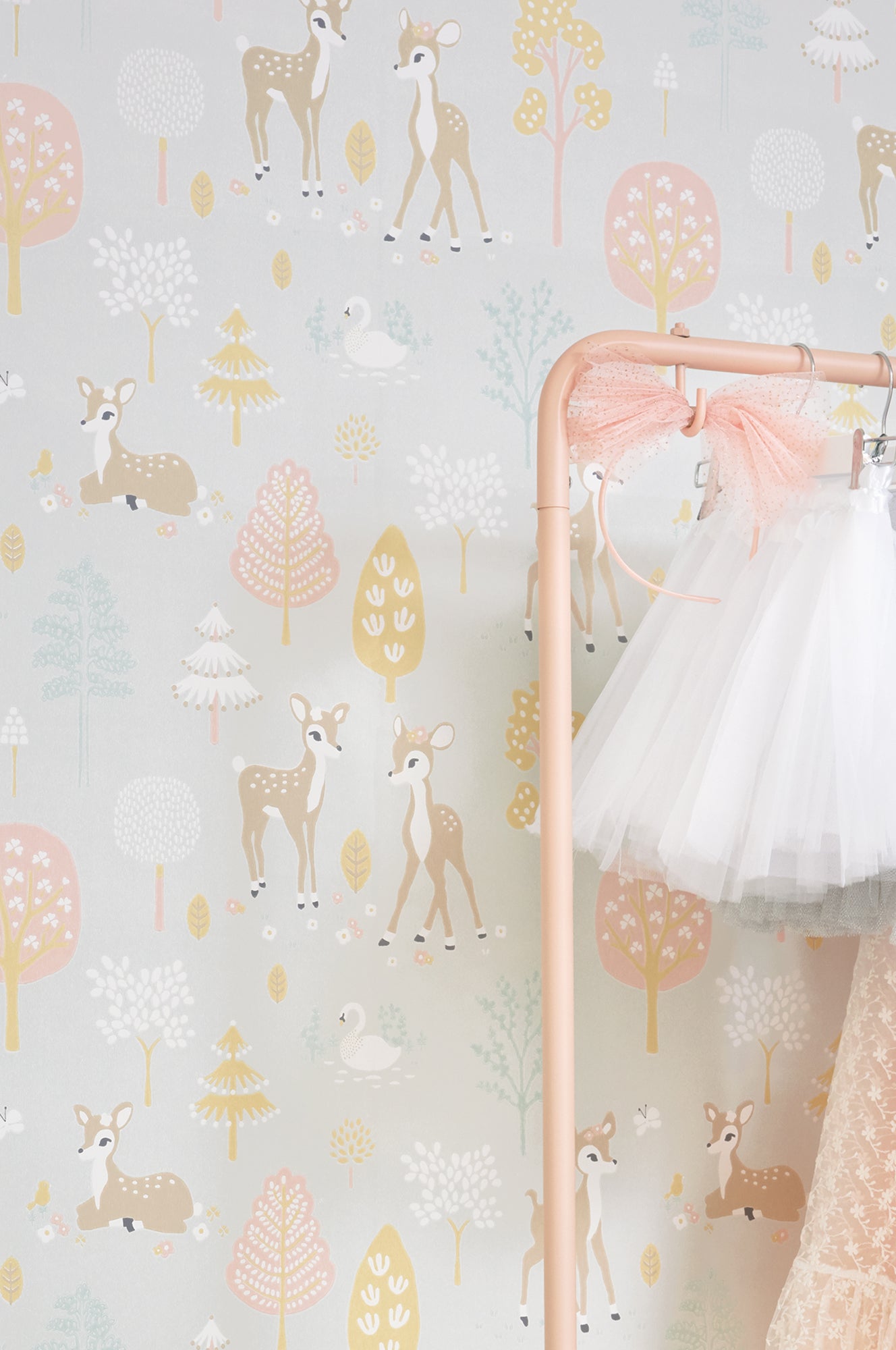 Golden Woods Soft Grey Wallpaper - Majvillan