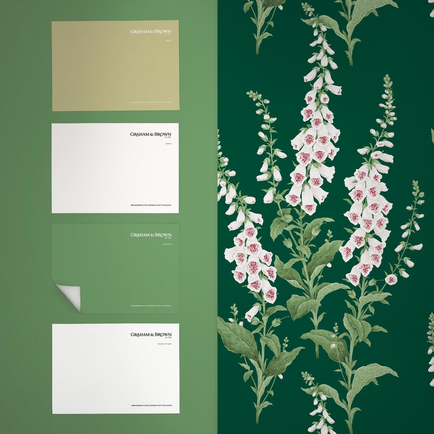 130306 - Foxglove Wallpaper - Emerald - Graham & Brown