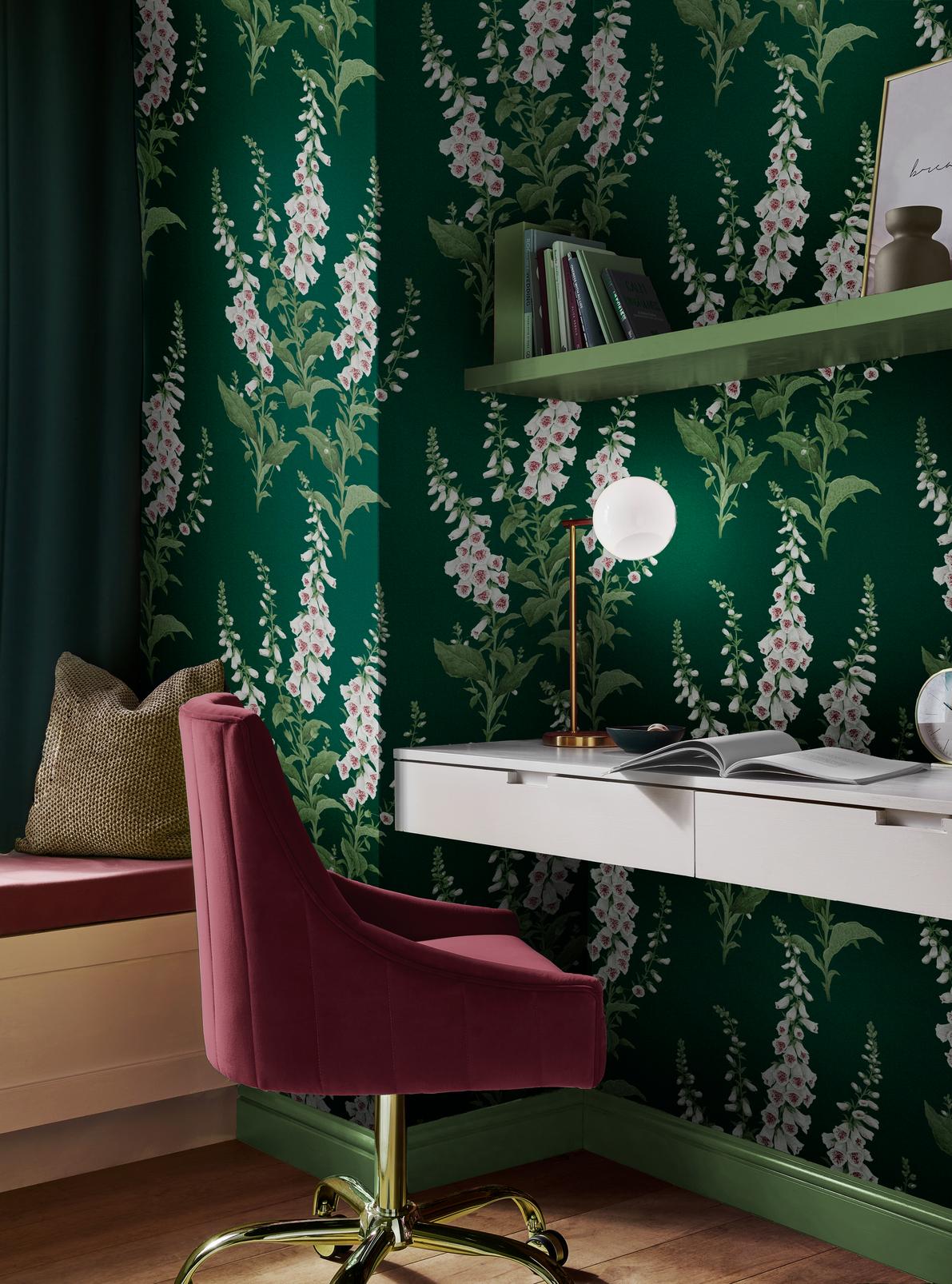 130306 - Foxglove Wallpaper - Emerald - Graham & Brown