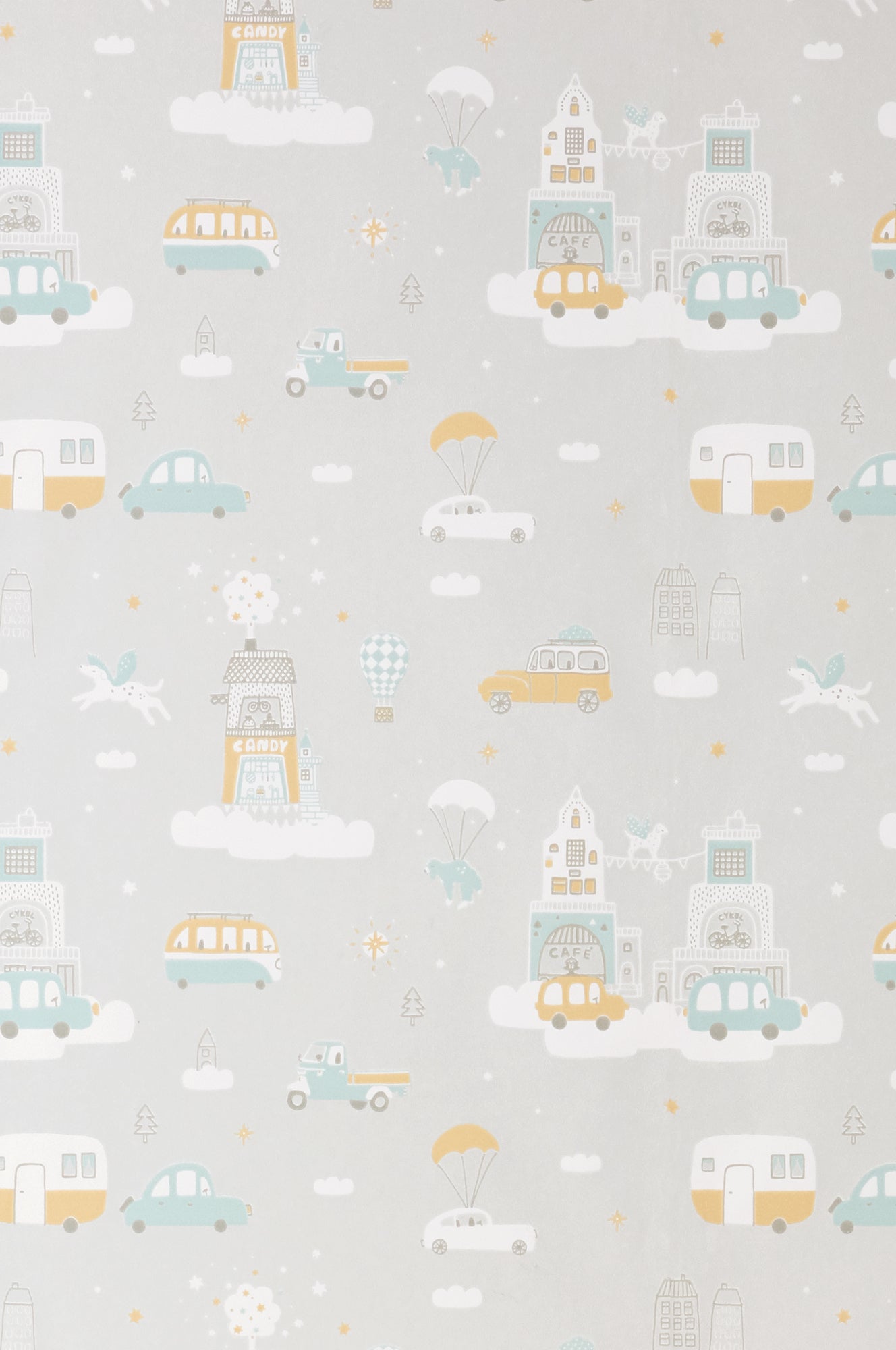 Above The Clouds Soft Grey Wallpaper - Majvillan