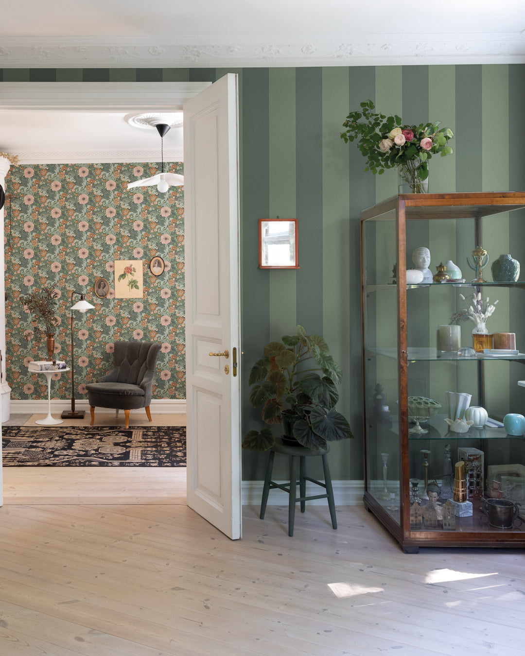 13123 - Fredrik Wallpaper - Green - Midbec