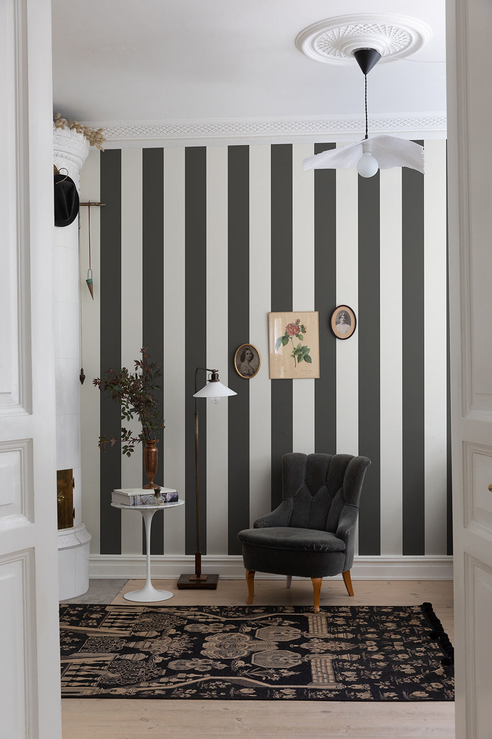 13124 - Fredrik Wallpaper - Black & White - Midbec