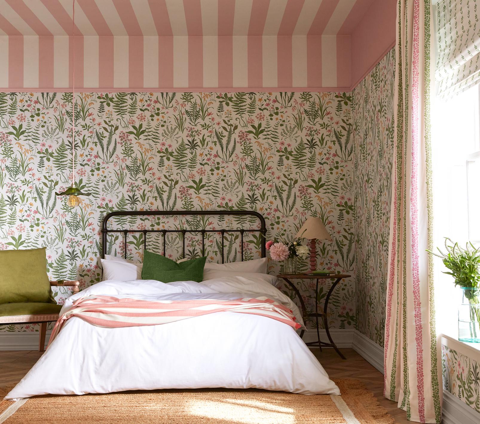 131447 - Quartet Stripe Wallpaper - Blush - Graham & Brown