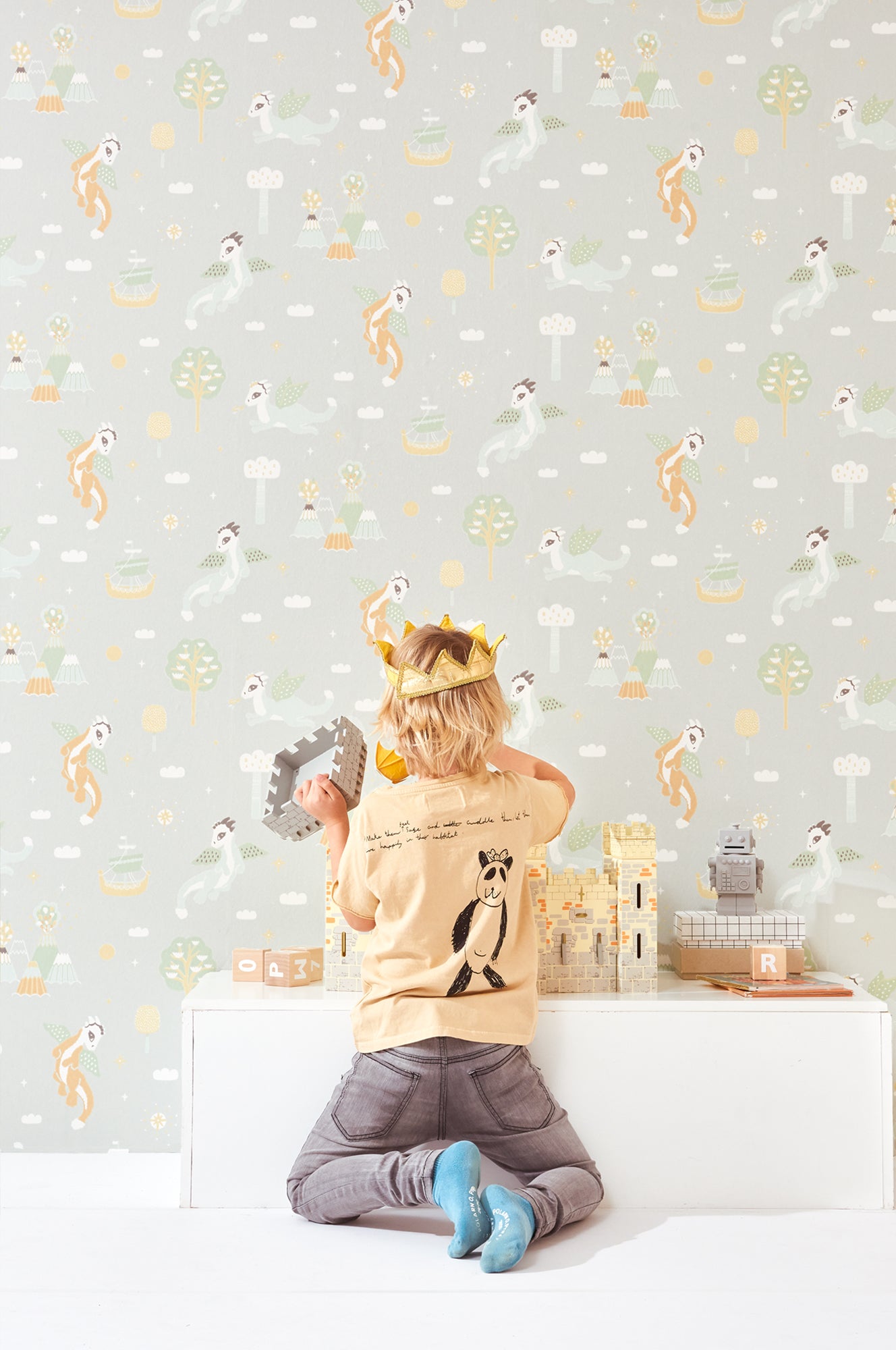 Magical Adventure Soft Grey Wallpaper - Majvillan