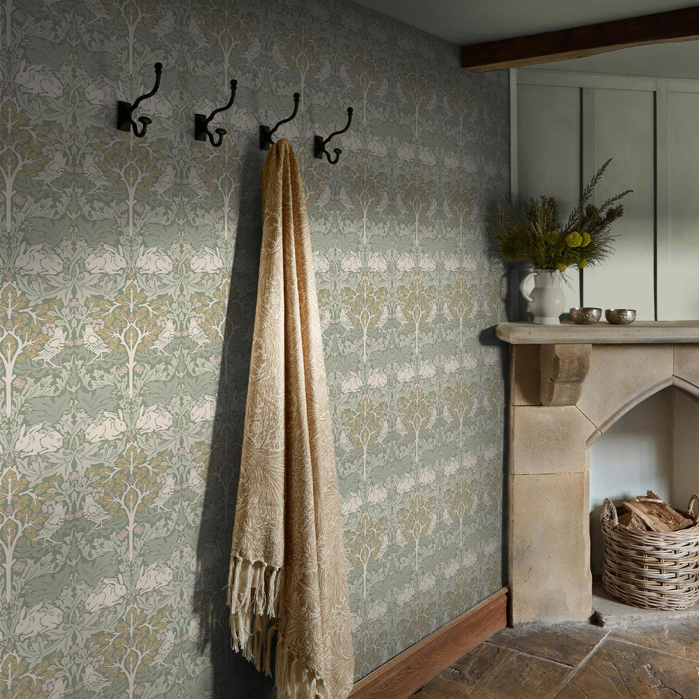 140500 - Brother Rabbit Wallpaper - Sage - William Morris
