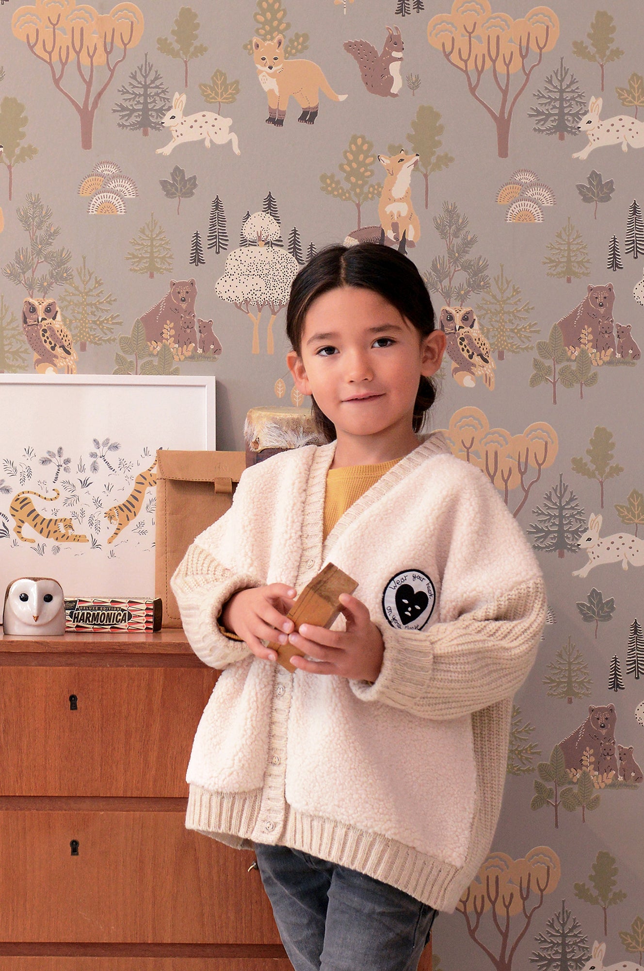 Deep Forest Mystic Grey Wallpaper - Majvillan