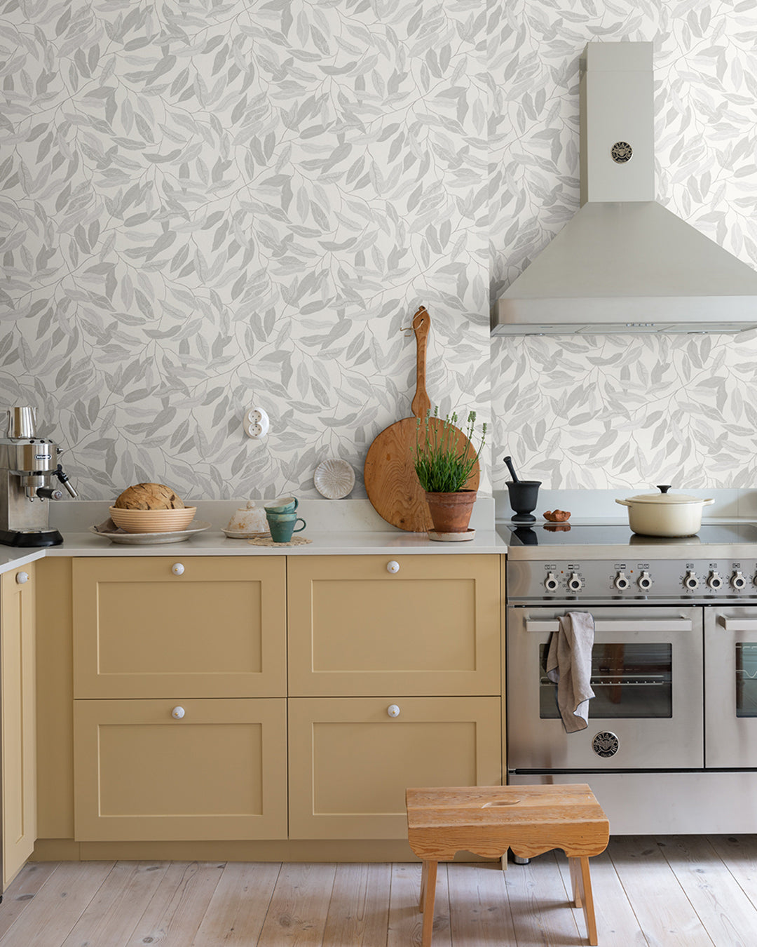 15901 - Florian Wallpaper - Gray - Midbec