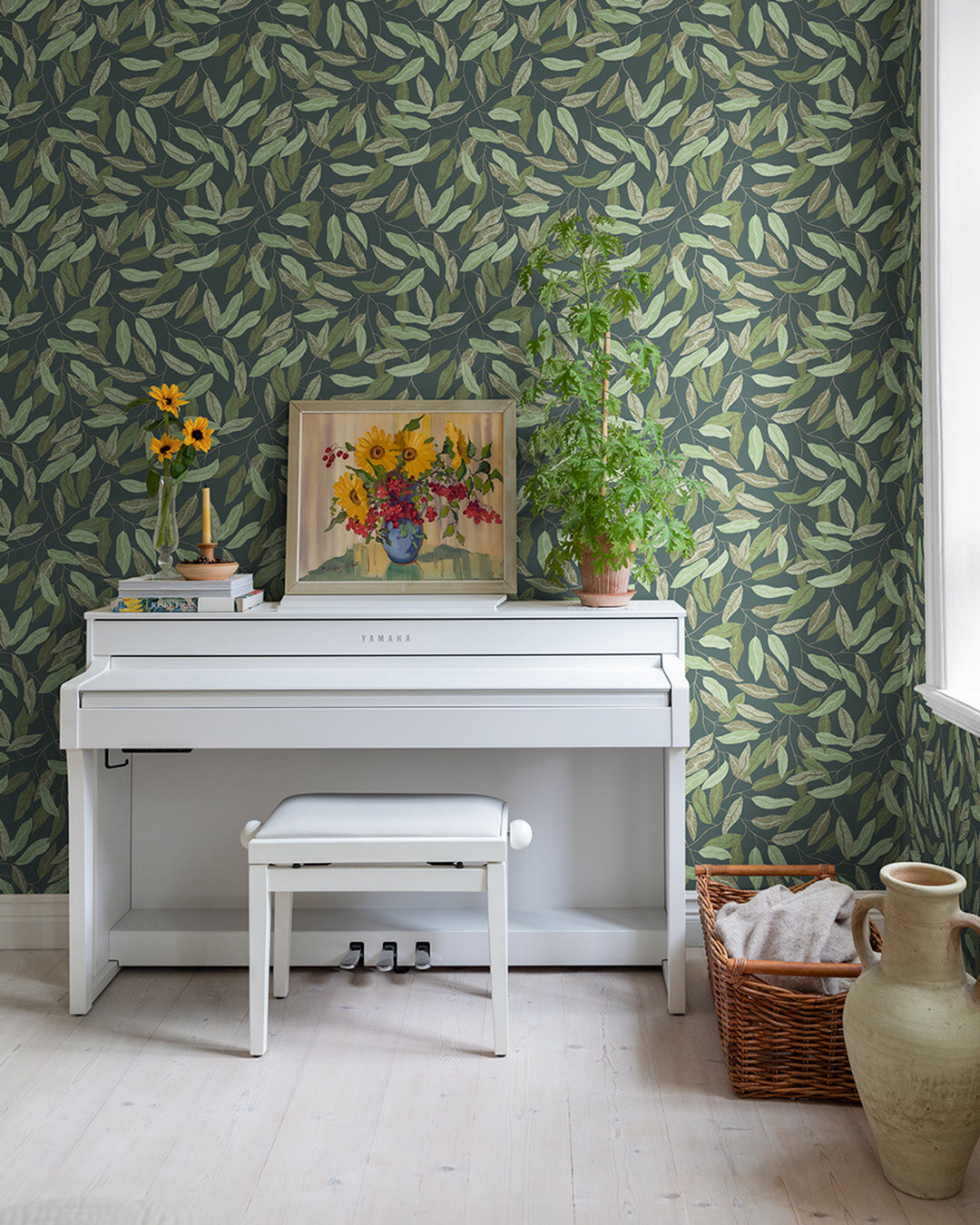 15905 - Florian Wallpaper - Dark Gray - Midbec