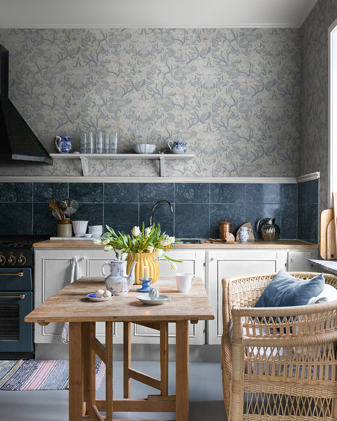 22015 - Lisa Wallpaper - Blue - Midbec