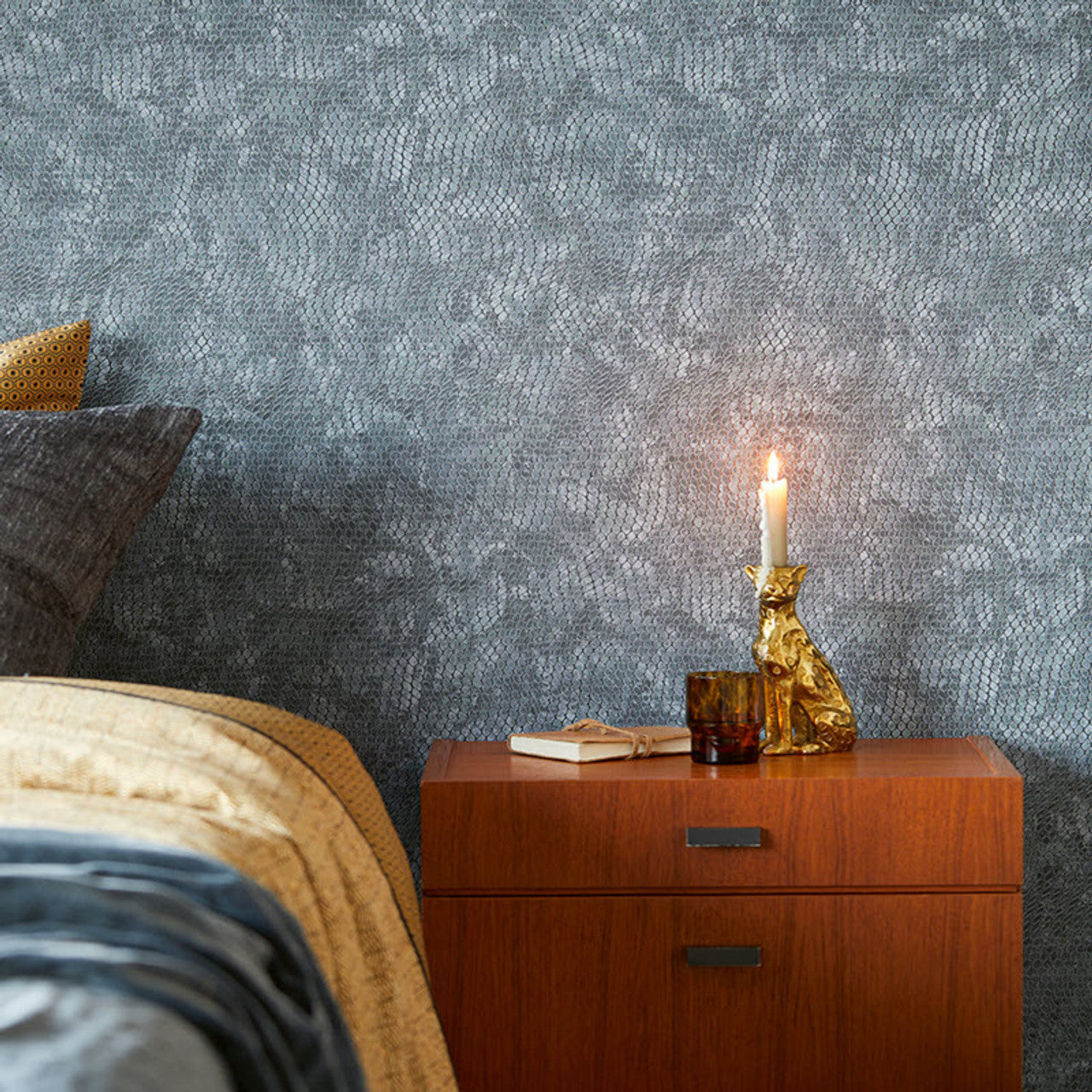 300523 - Skin Snake Effect Wallpaper - Blue - Eijffinger