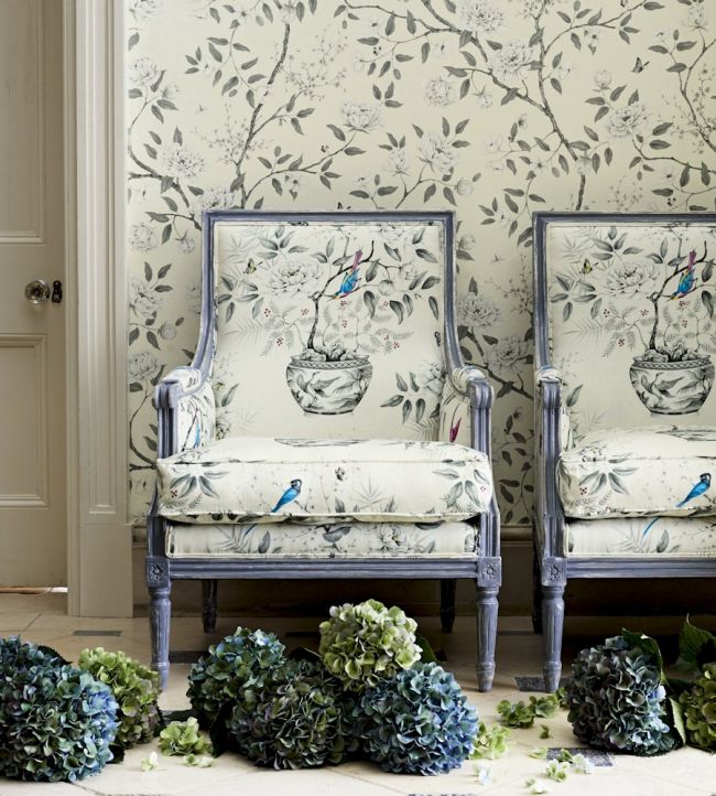 Romeys Garden Fabric - Gray - Zoffany