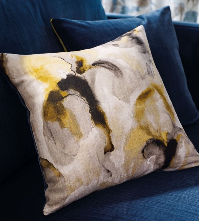 Water Iris Fabric - Sand - Zoffany