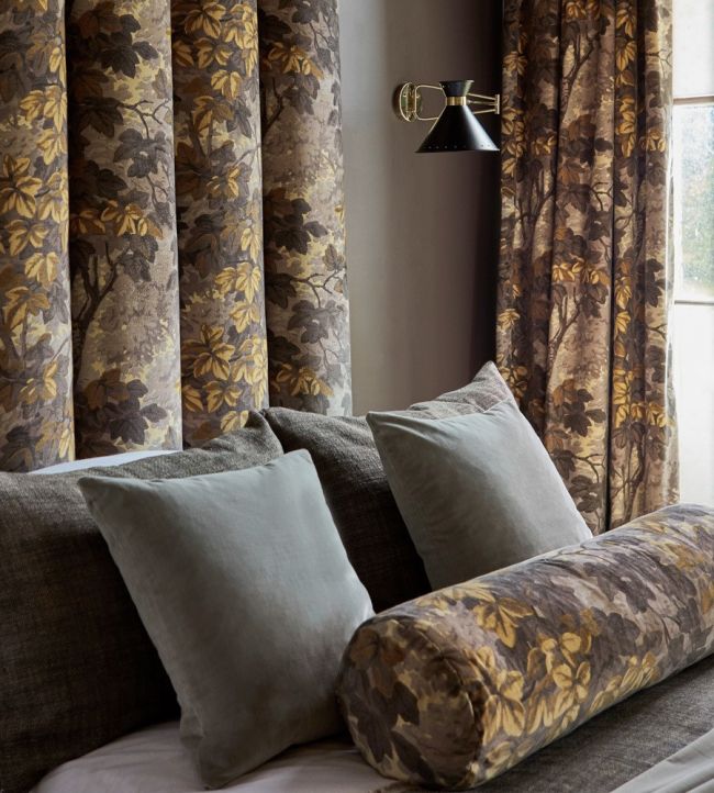 Richmond Park Velvet Fabric - Gray - Zoffany