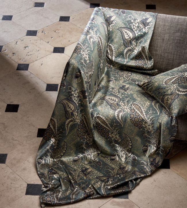 Bizarre Velvet Fabric - Teal - Zoffany