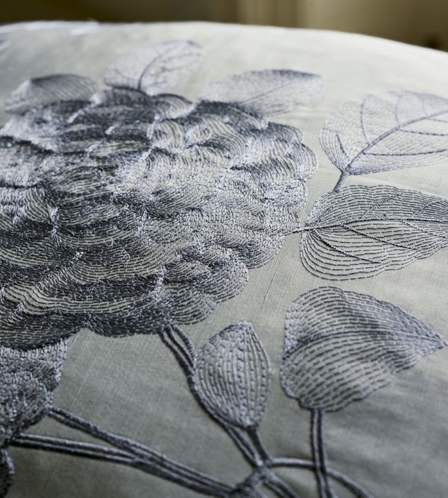 Alyce Fabric - Silver - Zoffany