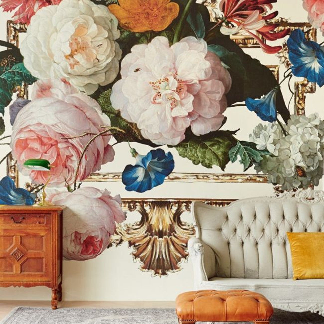 358111 - Flower Crown Cornice Masterpiece Mural Wallpaper - Cream - Eijffinger