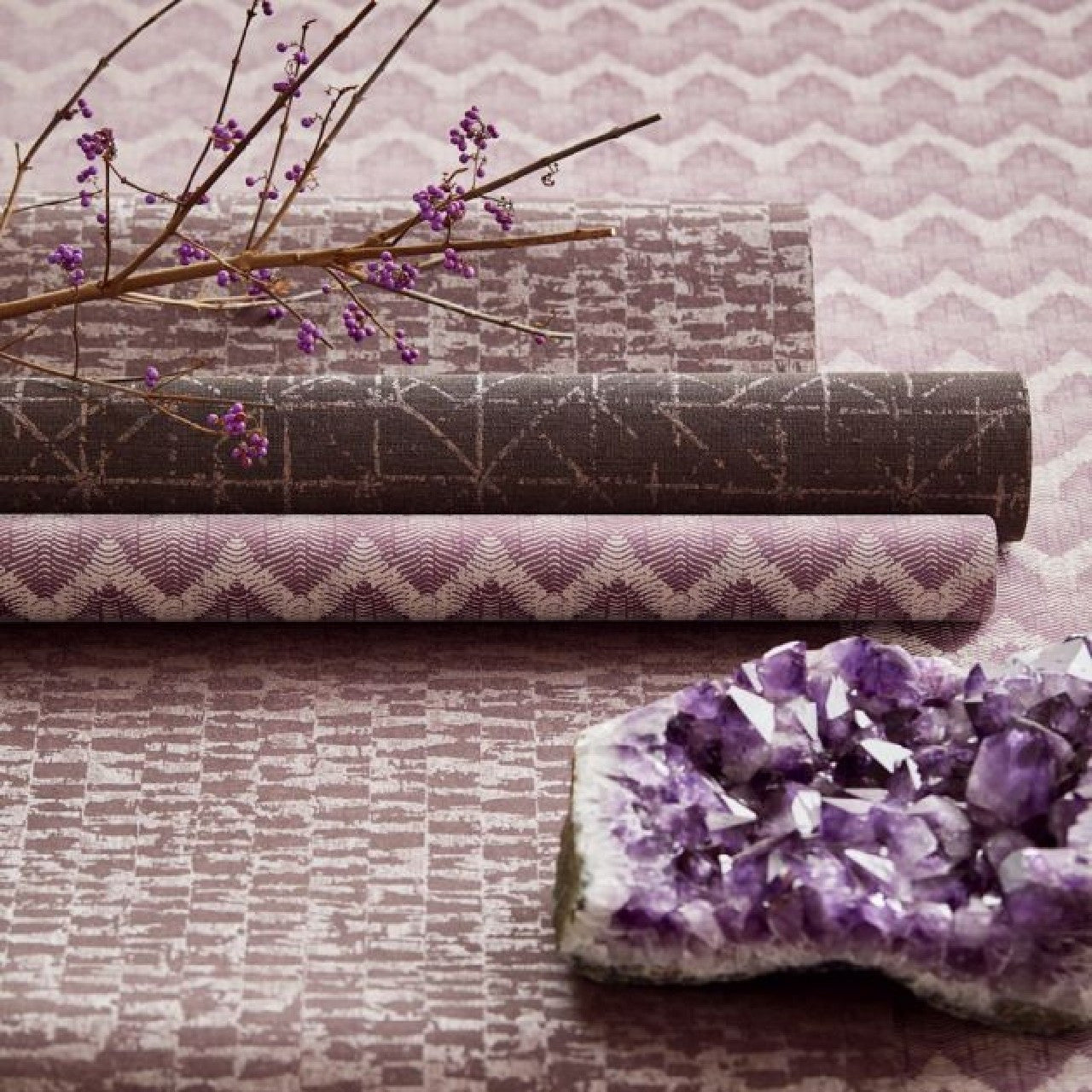 394525 - Sound Wave Topaz Wallpaper - Purple - Eijffinger