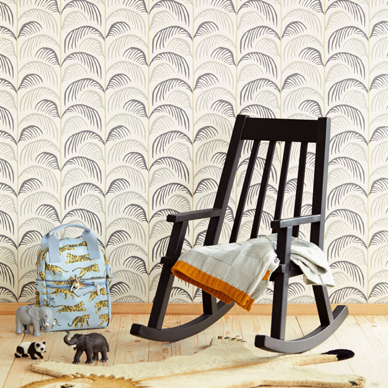 399072 - Mini Me Palm Wallpaper - Beige - Eijffinger