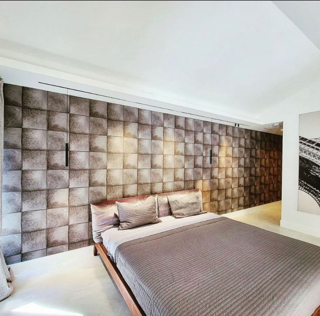 419108 - Faux Reindeer Fur Tile Panel Club Wallpaper - Cream - Rasch