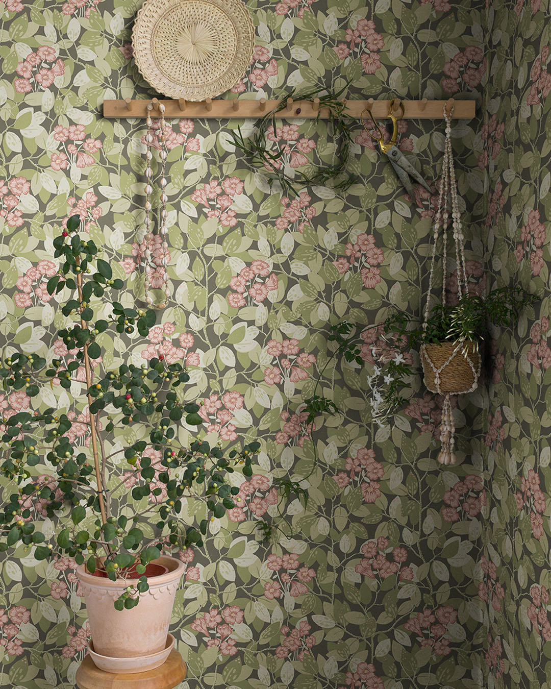 55017 - Henni Wallpaper - Green / Pink - Midbec