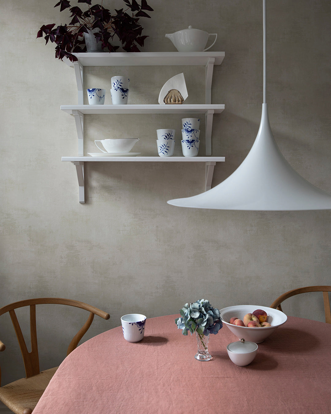 61031 - Kalk Berga Wallpaper - Lime / Chalk - Midbec