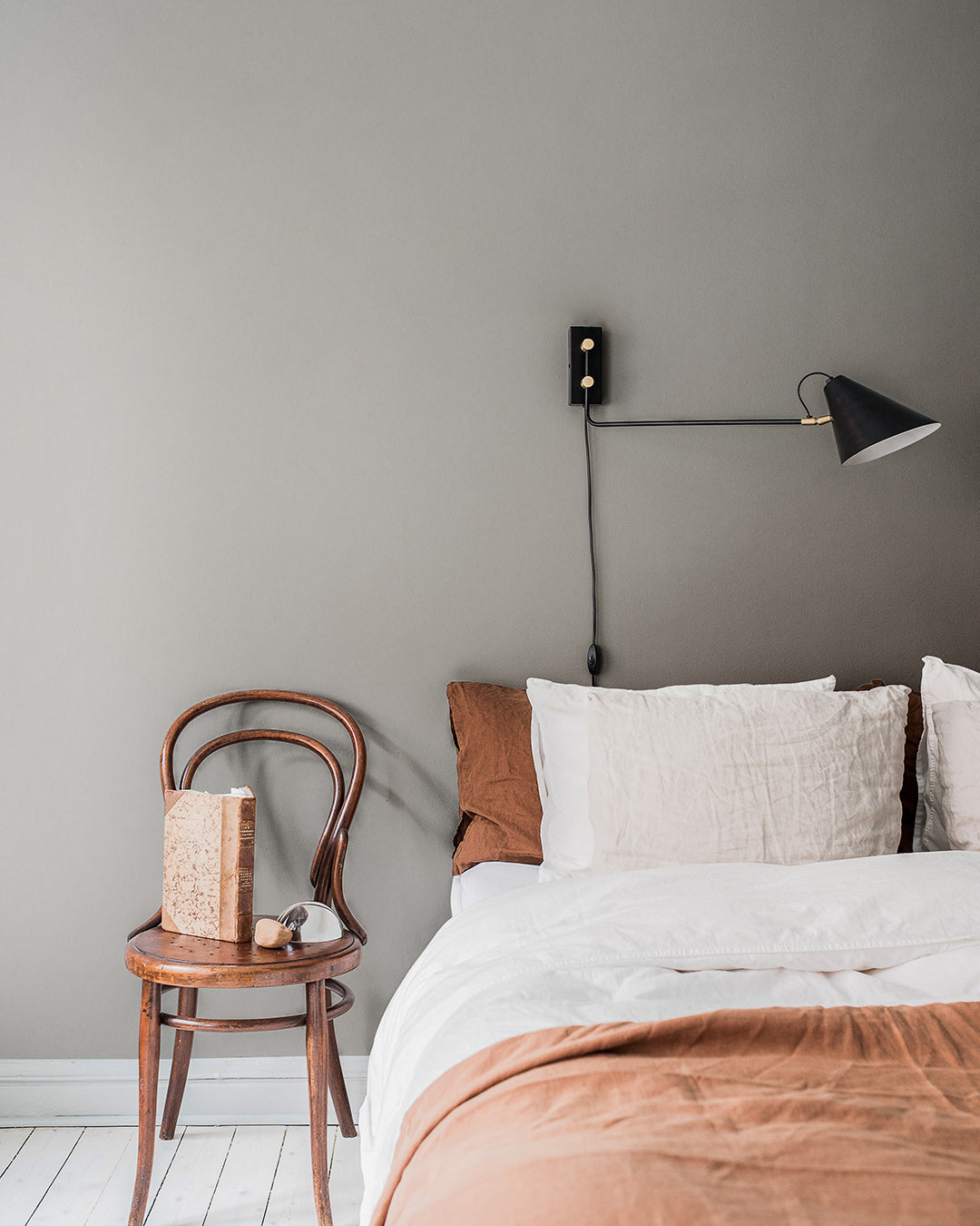 77028 - Gasdun Wallpaper - Light Gray - Midbec