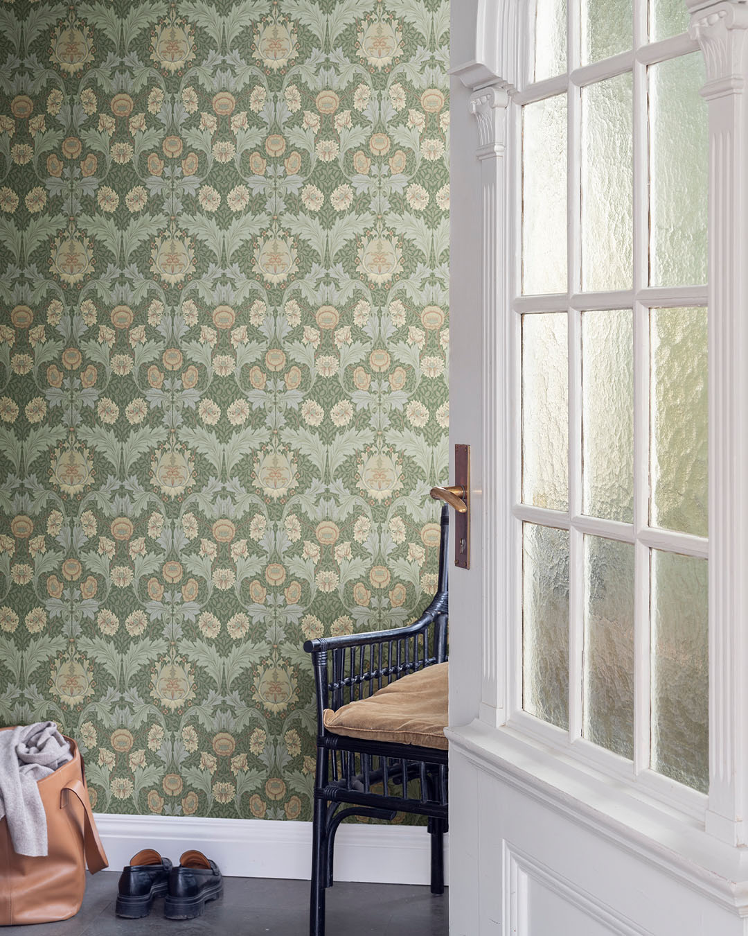 82059 - Myrtle Wallpaper - Green /apricot - Midbec