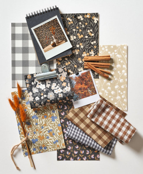 Lily Of The Valley Room Wallpaper - Multicolor