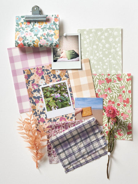 Lily Of The Valley Room Wallpaper - Multicolor