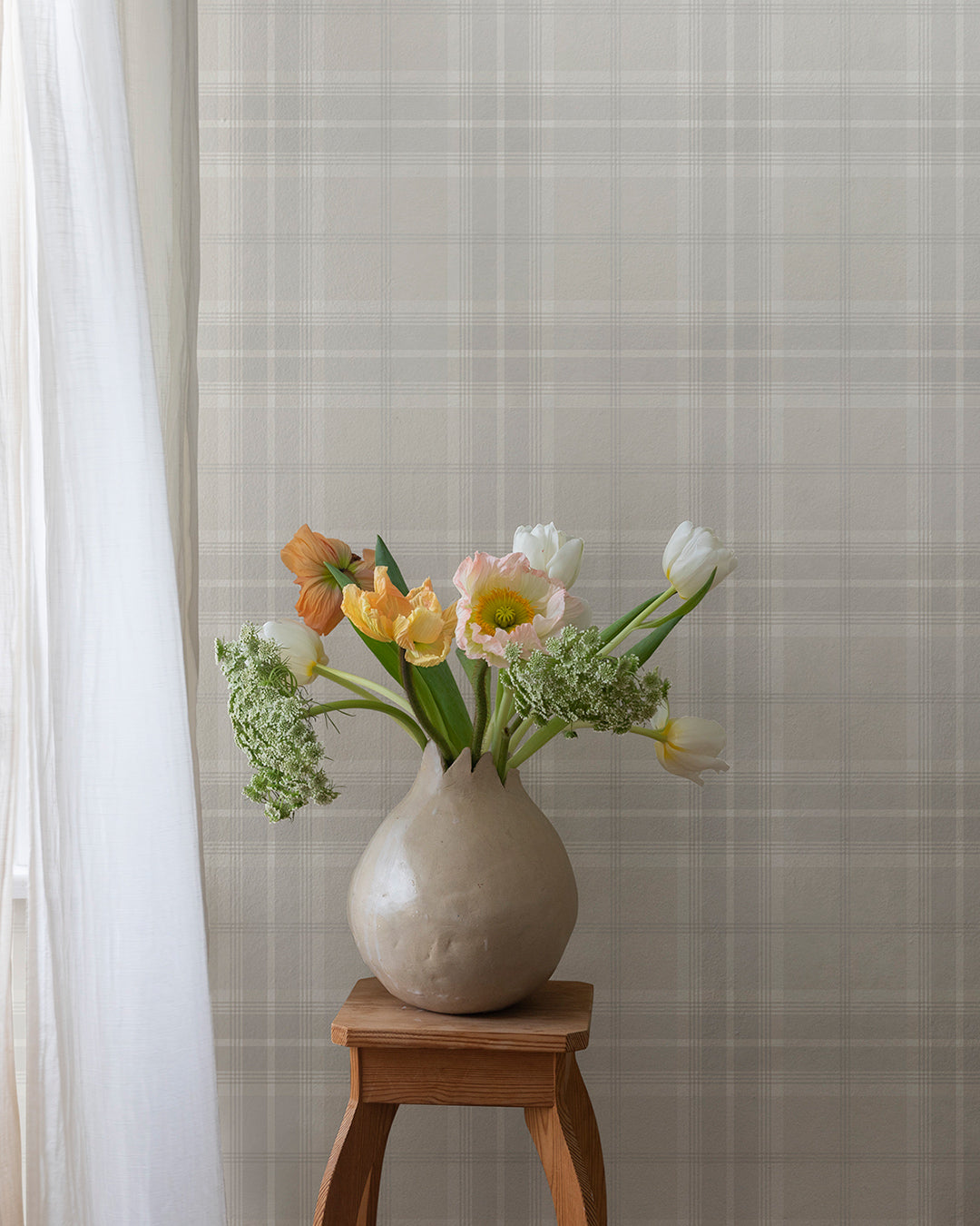 92123 - Emma Wallpaper - Light Gray - Midbec