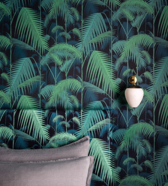 Palm Jungle Wallpaper - Metallic Gilver on Charcoal - 95/1004