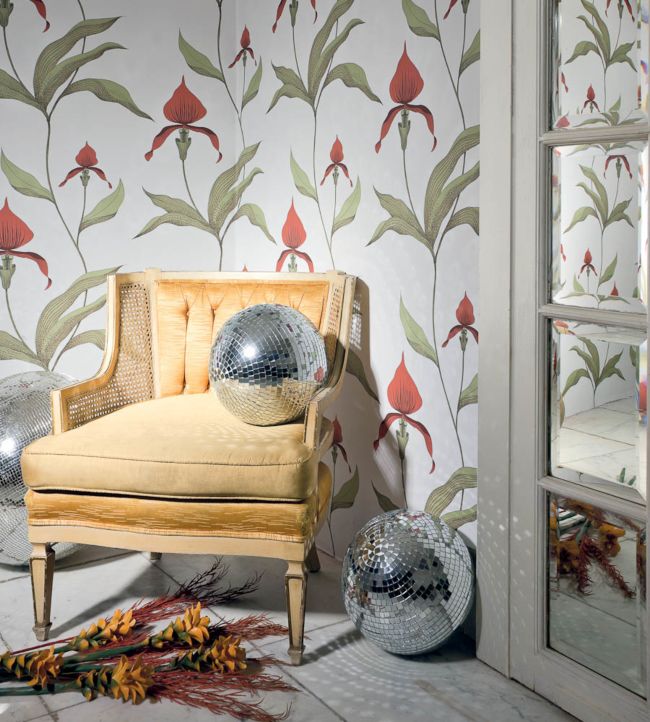 Orchid Wallpaper - White & Shell on Dove - 95/10055