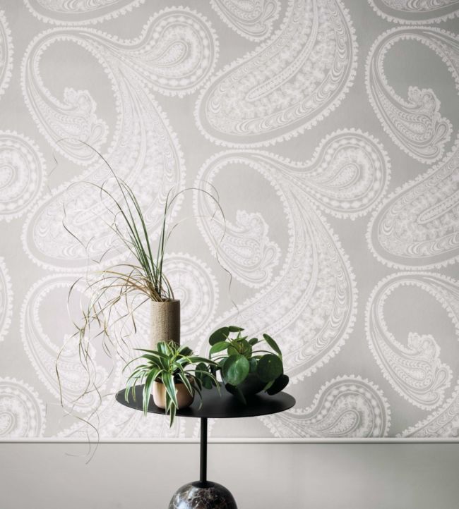 Rajapur Wallpaper - Chalk on Parchment - 95/2010