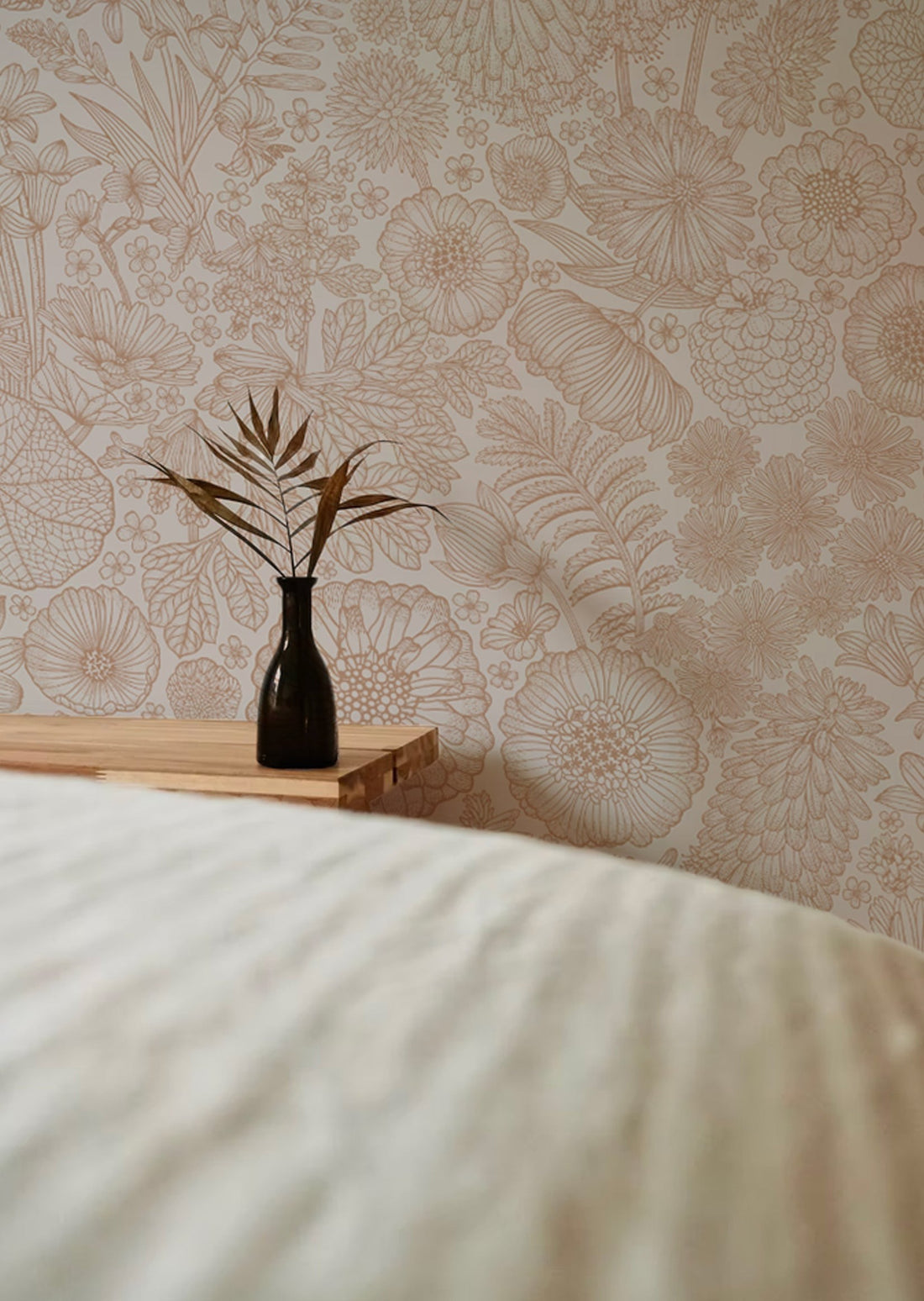 August Wallpaper - Mocha - Summer Gray
