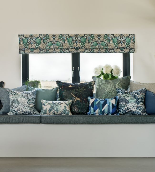 Orchard Fabric Lionheart Wallpaper