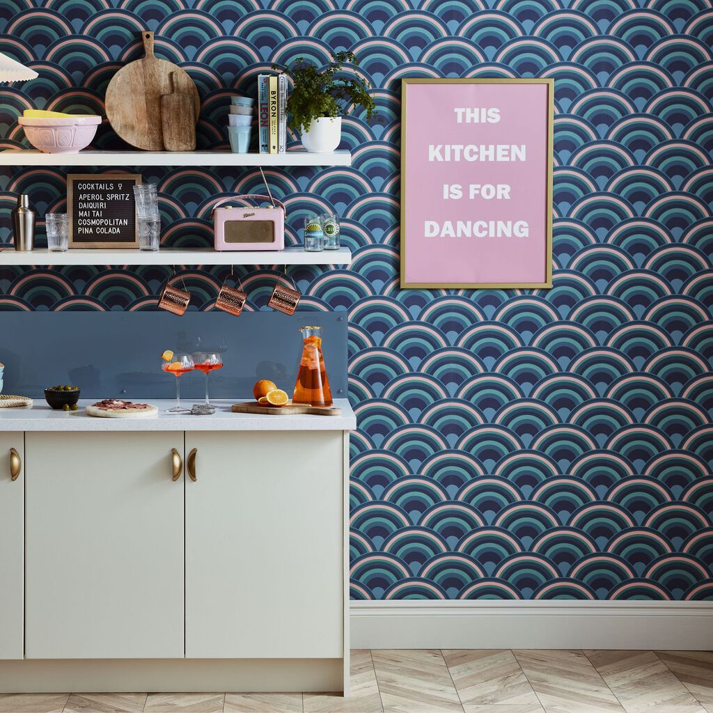 Curve Wallpaper - Surf - Envy