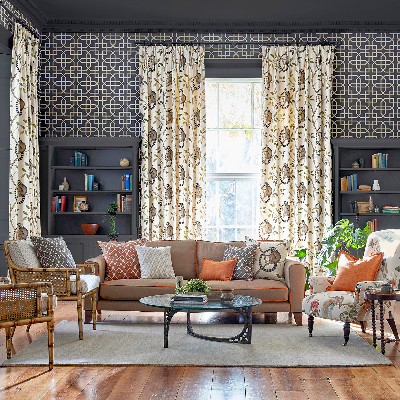 Hampton Trellis Wallpaper - Charcoal - DGLW216662