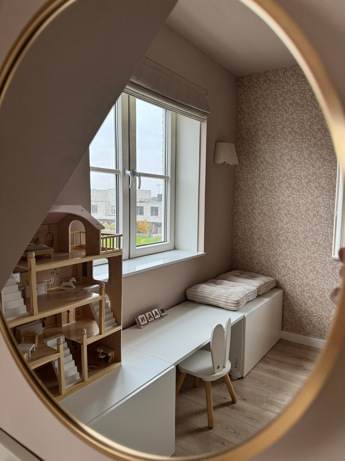 Dagma Wallpaper - Dusty - Summer Gray
