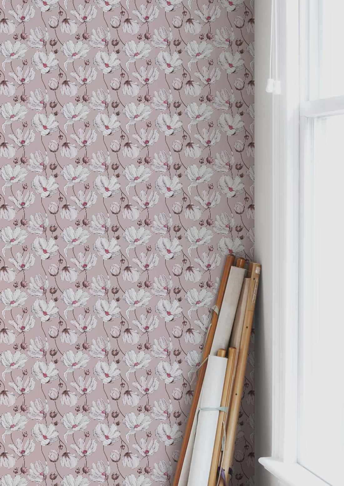 Daisies Wallpaper - Pink - Summer Gray

