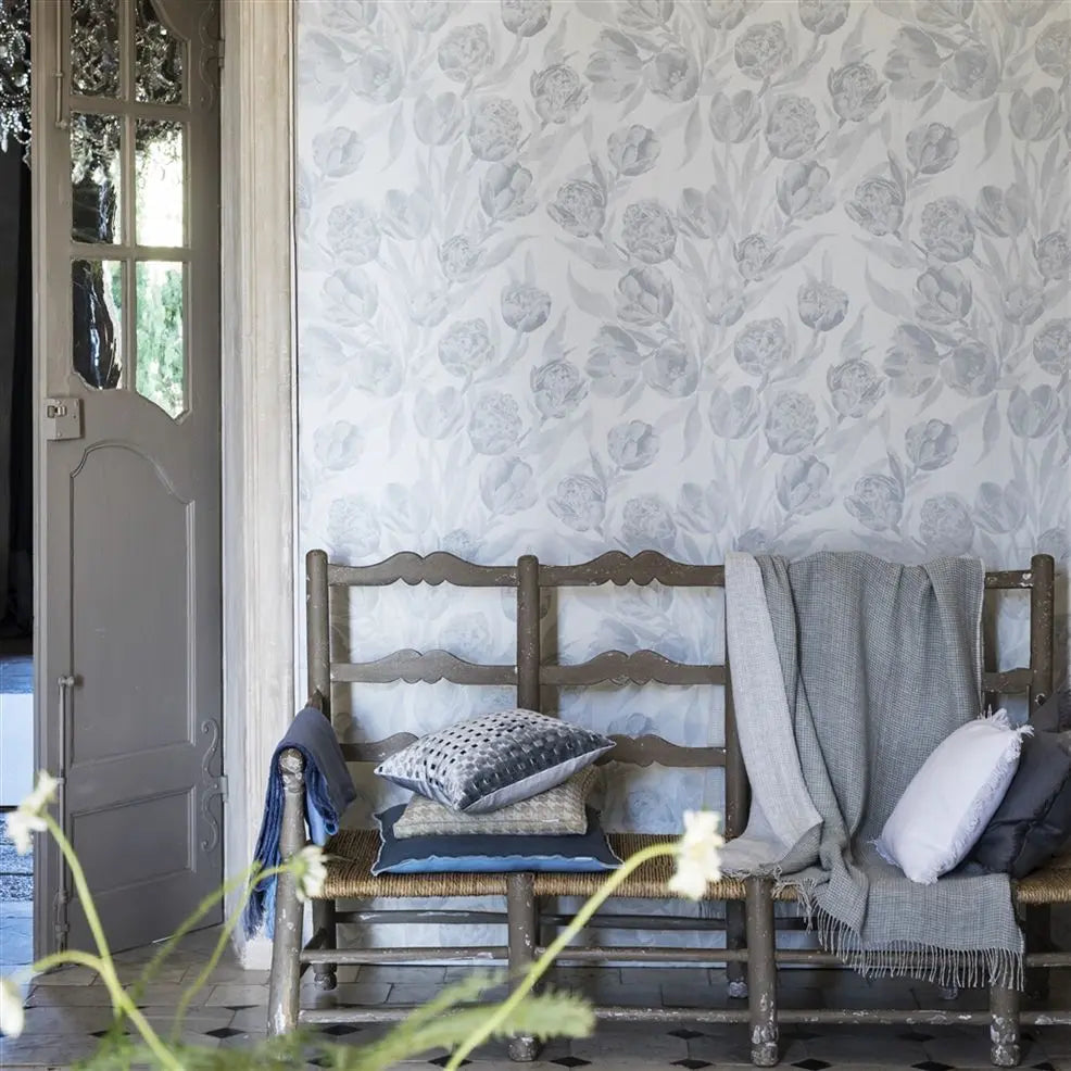 Fontainebleau Wallpaper - Silver - PDG685/08 - Designers Guild