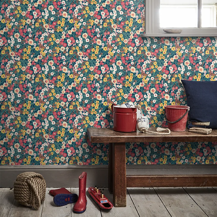 Flora Ditsy Wallpaper