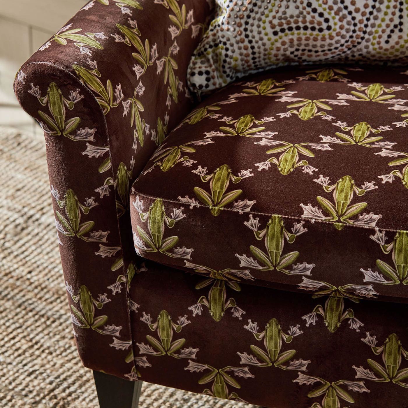 Wood Frog Velvet Room Fabric - Chocolate/Pistachio