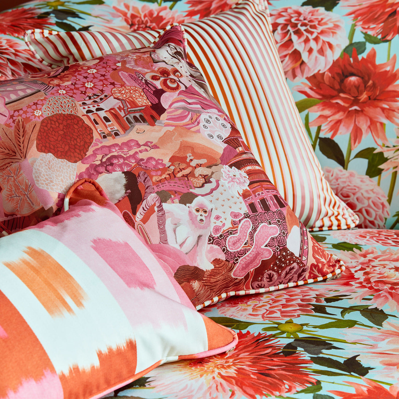 Shiruku Room Fabric - Paprika/Fuschia/Fig Blossom
